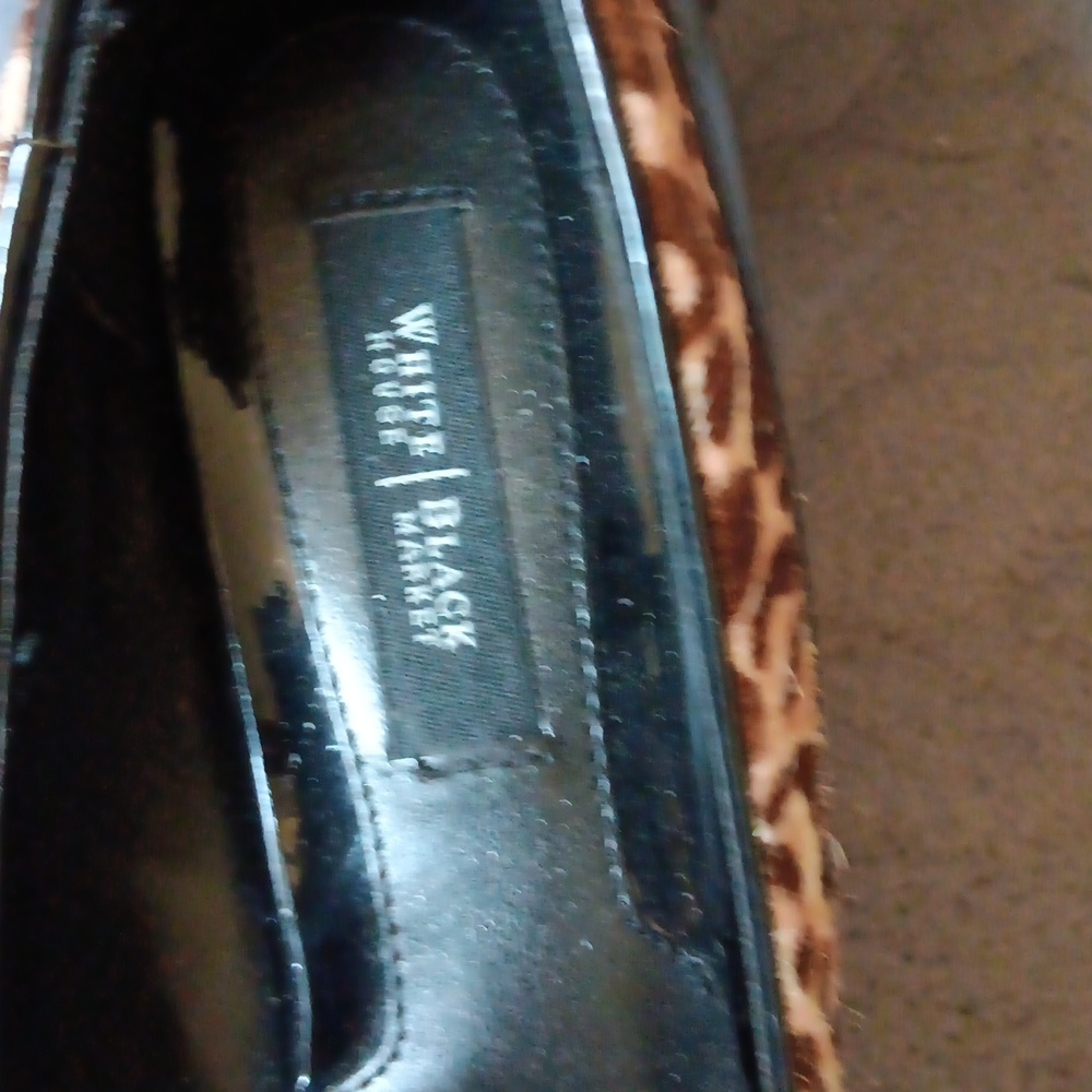 Shoes - Picture 3 of 4
